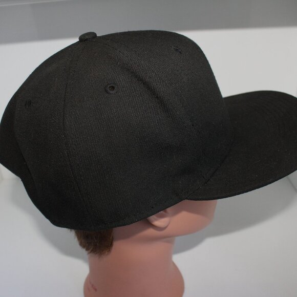 New Era 100% Polyester Black TA/FB Baseball Cap Hat One Size Adjustable Snapback - Picture 4 of 9